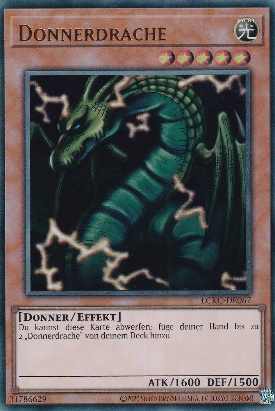 Donnerdrache Ultra Rare LCKC-DE067 Yugioh Karte Donnerdrache LCKC-DE067 ist in Ultra Rare Yu-Gi-Oh Karte aus Legendary Collection Kaiba unlimitiert