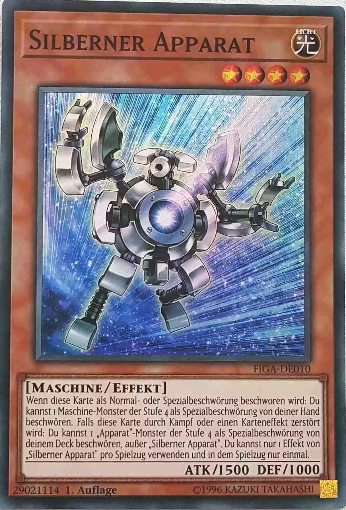 Silberner Apparat FIGA-DE010 ist in Super Rare Yu-Gi-Oh Karte aus Fists of the Gadgets 1.Auflage