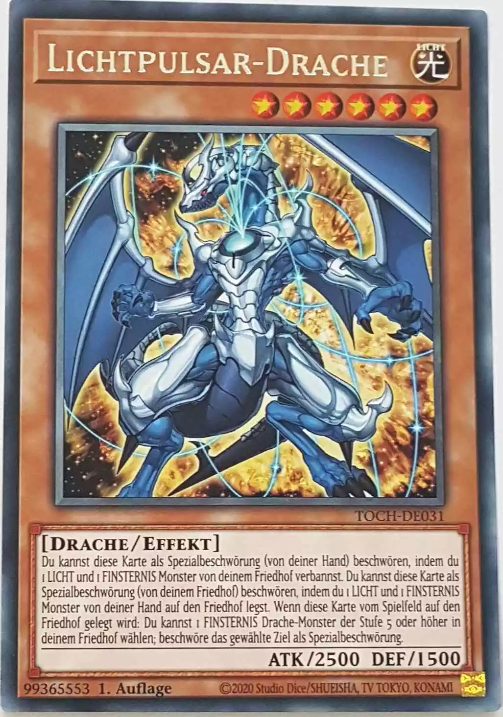 Lichtpulsar-Drache TOCH-DE031 ist in Rare Yu-Gi-Oh Karte aus Toon Chaos 1.Auflage