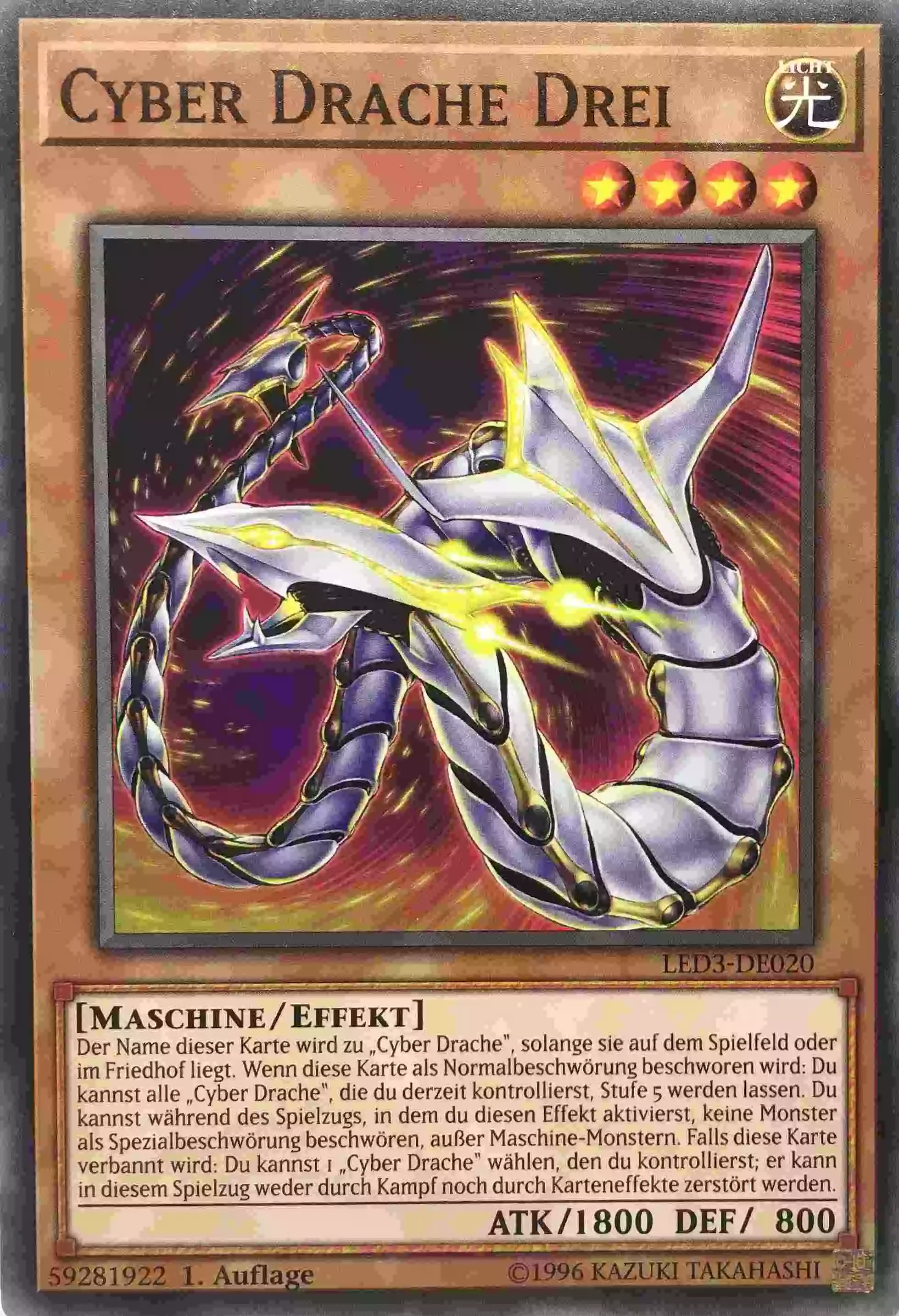 Cyber Drache Drei LED3-DE020 ist in Common Yu-Gi-Oh Karte aus Legendary Duelists White Dragon Abyss 1. Auflage