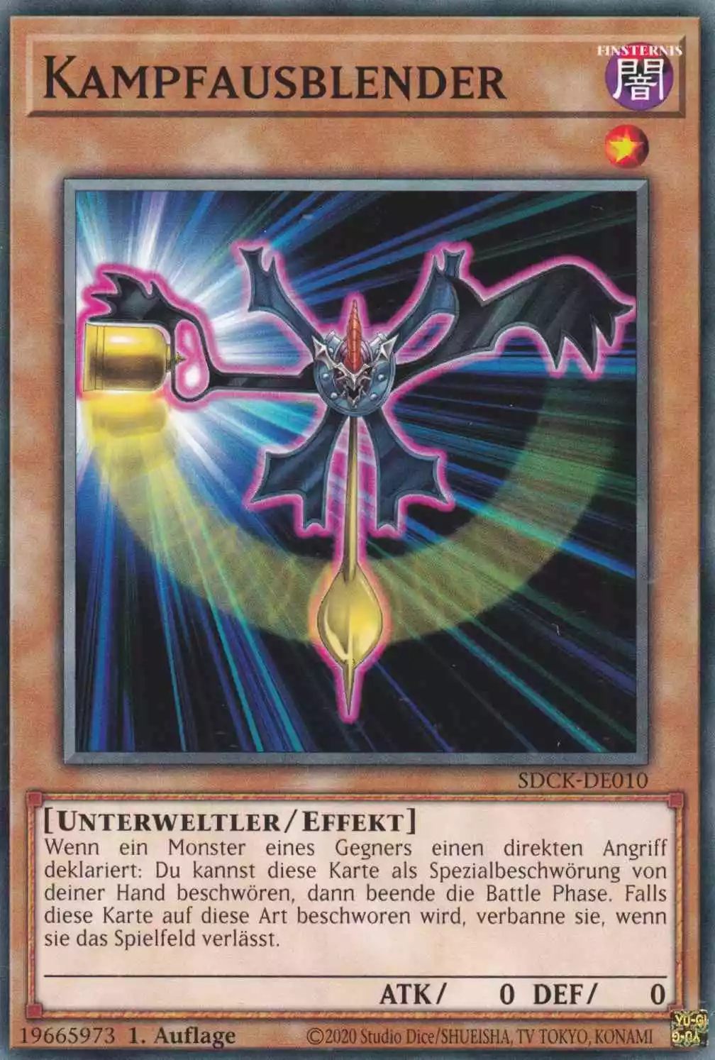 Kampfausblender SDCK-DE010 ist in Common Yu-Gi-Oh Karte aus The Crimson King 1.Auflage