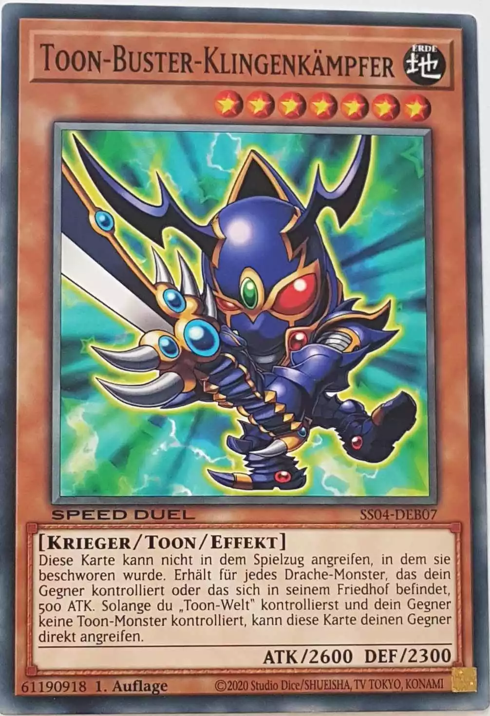 Toon-Buster-Klingenkämpfer SS04-DEB07 ist in Common Yu-Gi-Oh Karte aus Match of the Millennium 1.Auflage