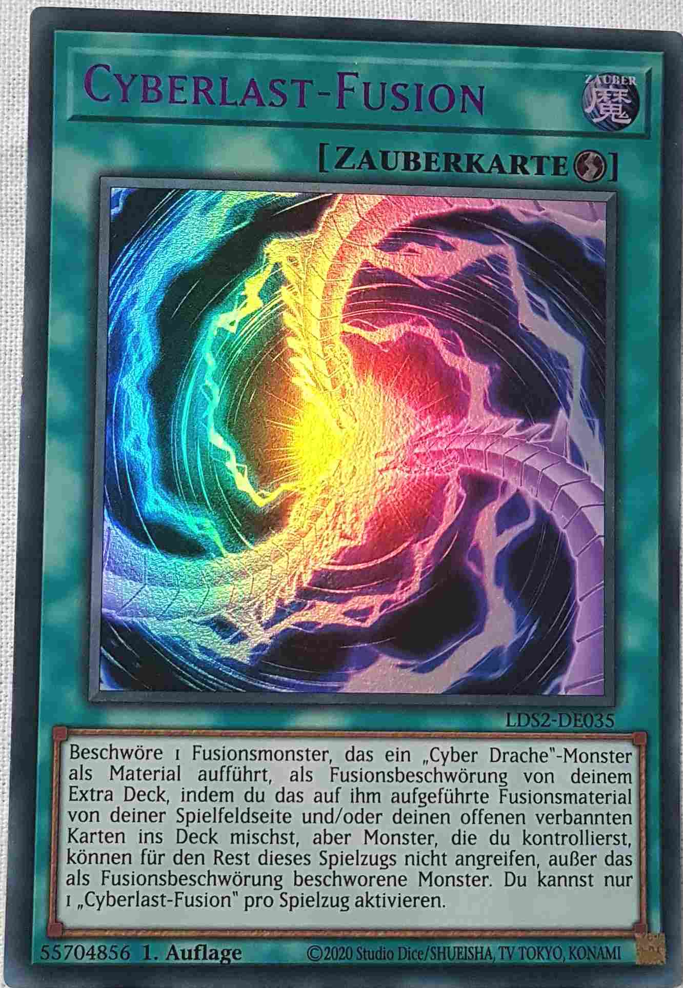 Cyberlast-Fusion (lila) LDS2-DE035 ist in Colorful Ultra Rare Yu-Gi-Oh Karte aus Legendary Duelists: Season 2 1.Auflage