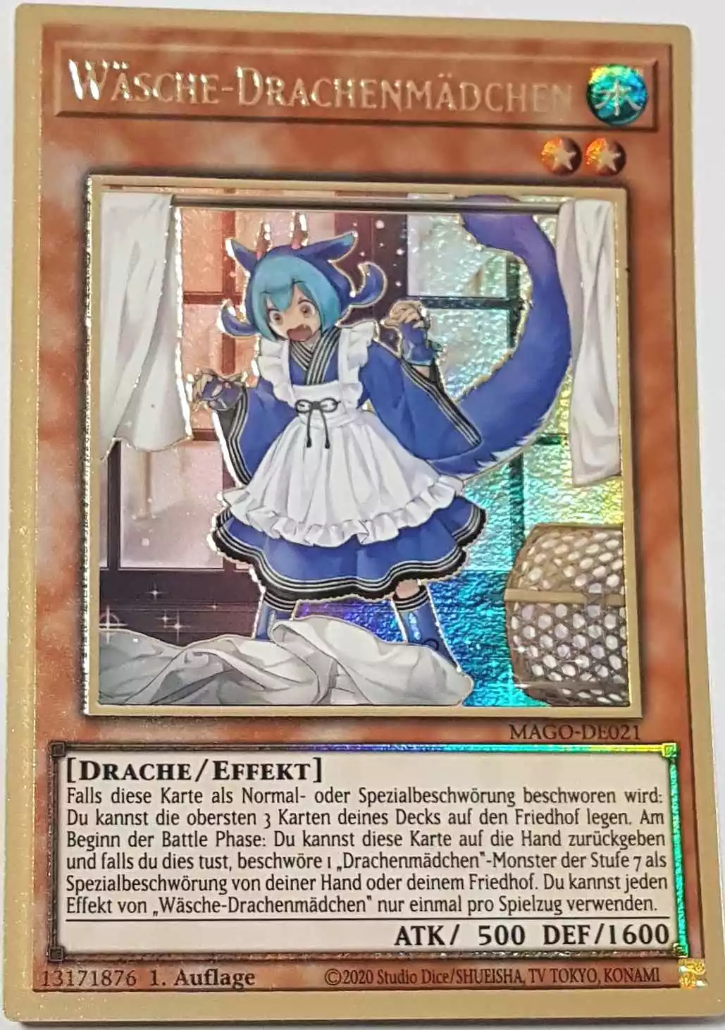 Wäsche-Drachenmädchen MAGO-DE021 ist in Premium Gold Rare Yu-Gi-Oh Karte aus Maximum Gold 1. Auflage