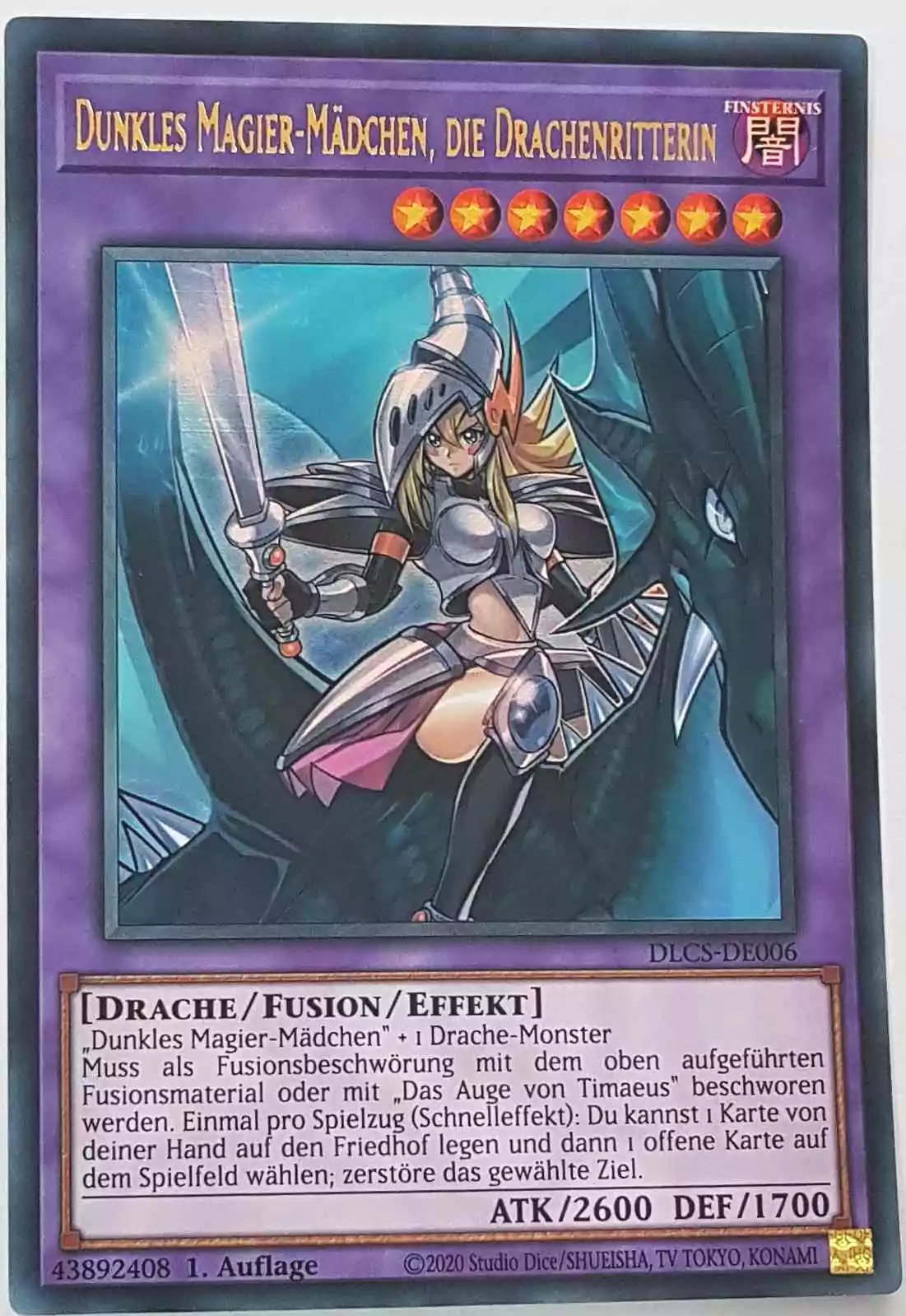 Dunkles Magier-Mädchen, die Drachenritterin DLCS-DE006 ist in Ultra Rare Yu-Gi-Oh Karte aus Dragons of Legend The Complete Series 1.Auflage