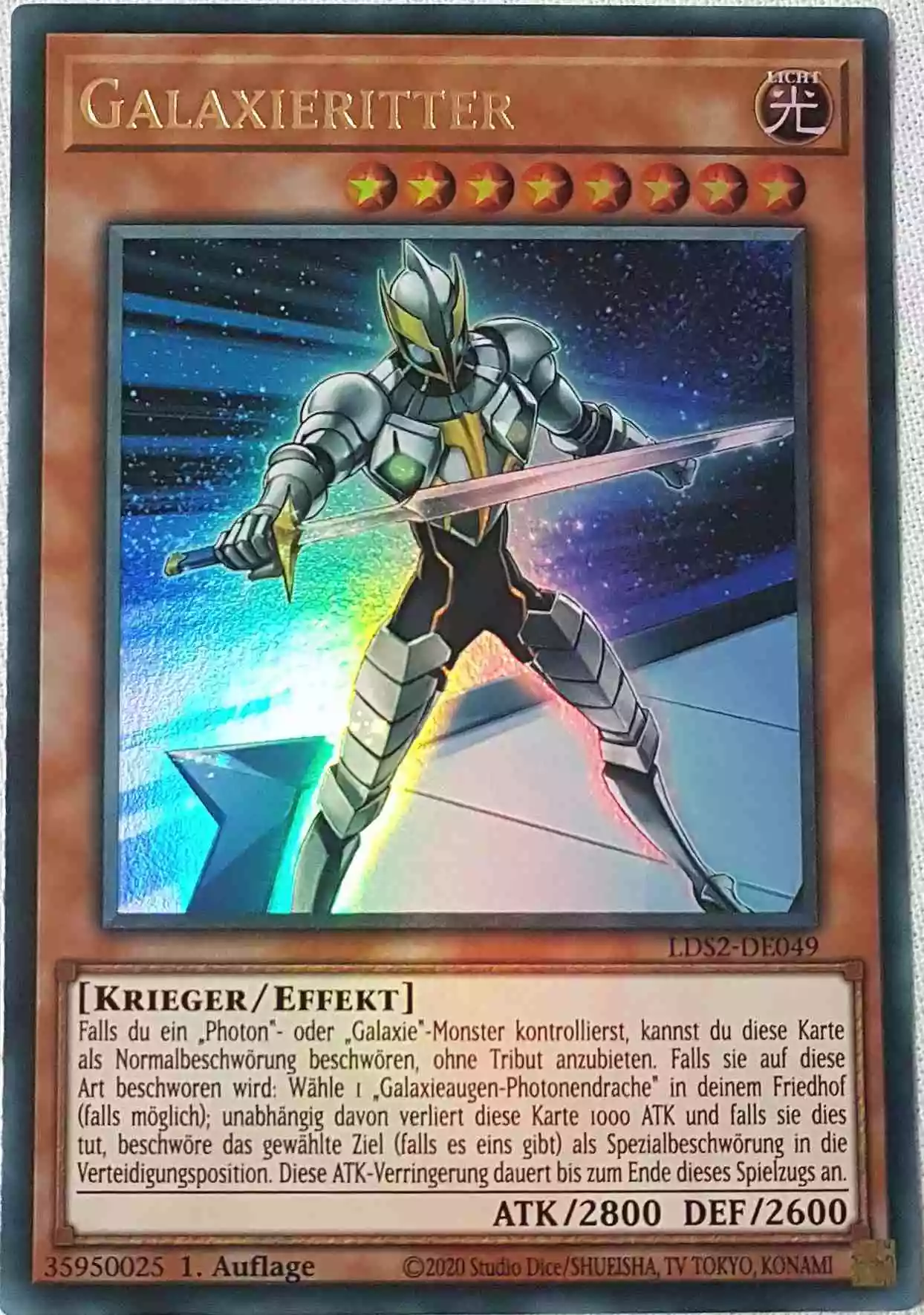 Galaxieritter LDS2-DE049 ist in Ultra Rare Yu-Gi-Oh Karte aus Legendary Duelists: Season 2 1.Auflage