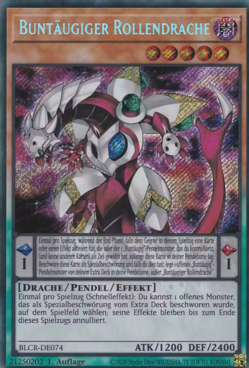 Buntäugiger Rollendrache BLCR-DE074 ist in Secret Rare Yu-Gi-Oh Karte aus Battles of Legend Crystal Revenge 1.Auflage