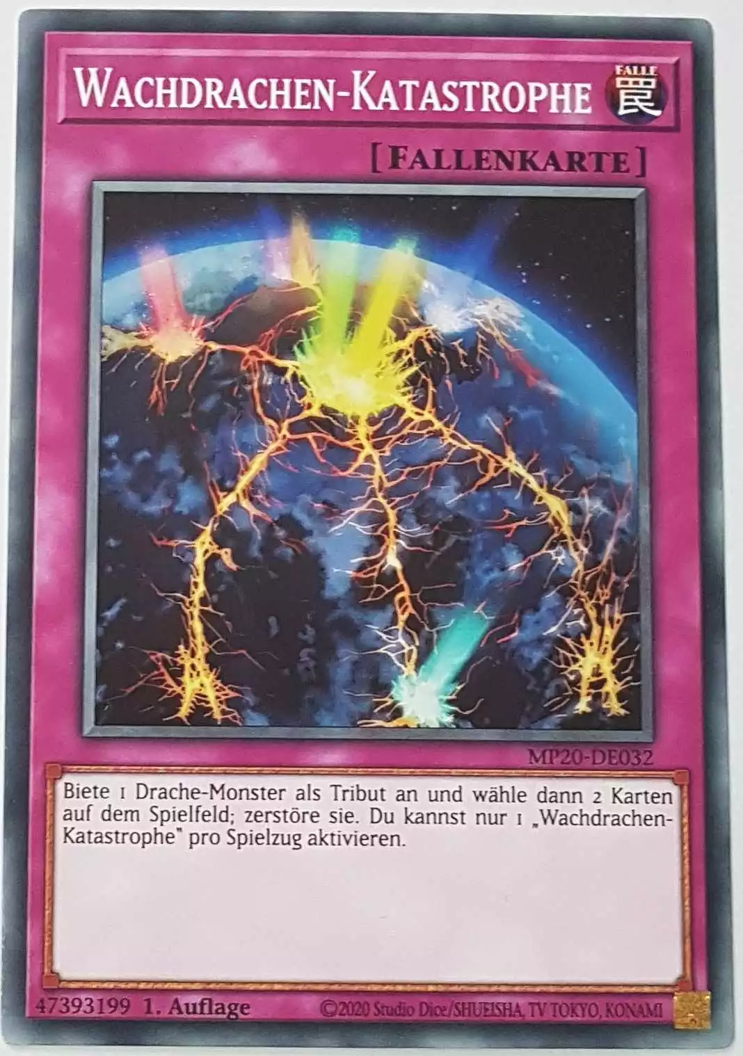 Wachdrachen-Katastrophe MP20-DE032 ist in Common Yu-Gi-Oh Karte aus 2020 Tin of Lost Memories 1.Auflage