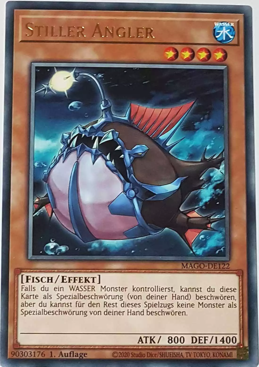Stiller Angler MAGO-DE122 ist in Gold Rare Yu-Gi-Oh Karte aus Maximum Gold 1. Auflage