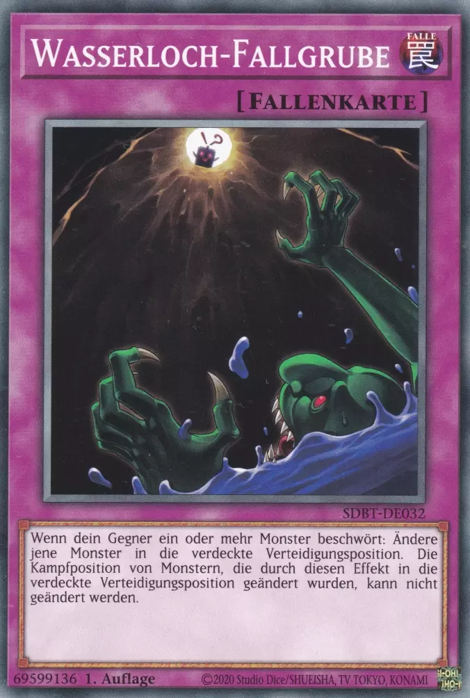 Wasserloch-Fallgrube SDBT-DE032 ist in Common Yu-Gi-Oh Karte aus Structure Deck: Beware of Traptrix 1.Auflage