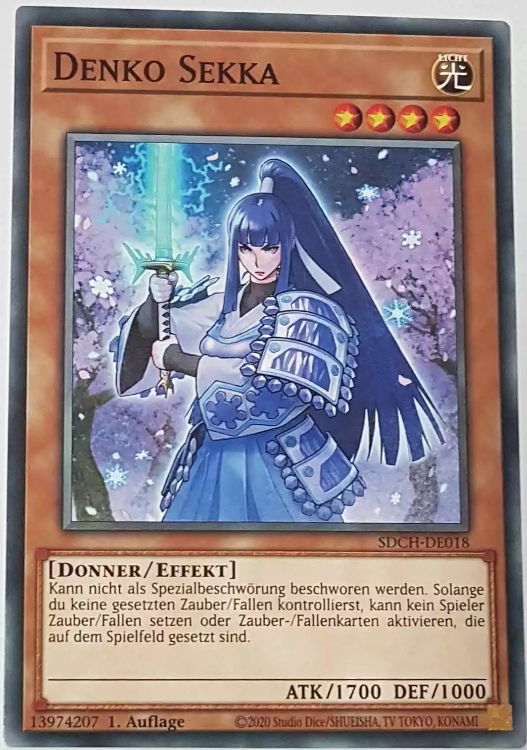 Denko Sekka SDCH-DE018 ist in Common Yu-Gi-Oh Karte aus Spirit Charmers 1. Auflage