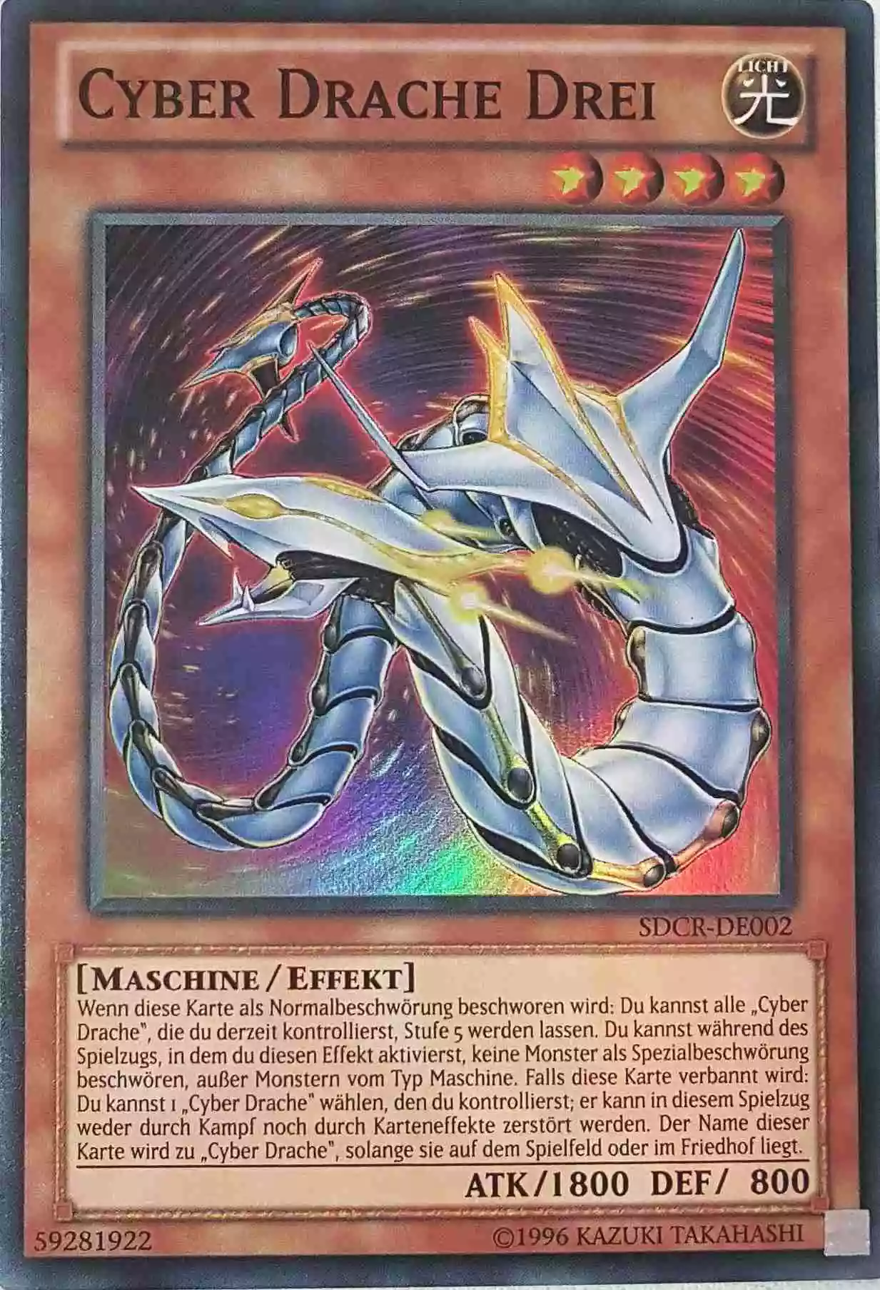 Cyber Drache Drei SDCR-DE002 ist in Super Rare Yu-Gi-Oh Karte aus Cyber Dragon Revolution 