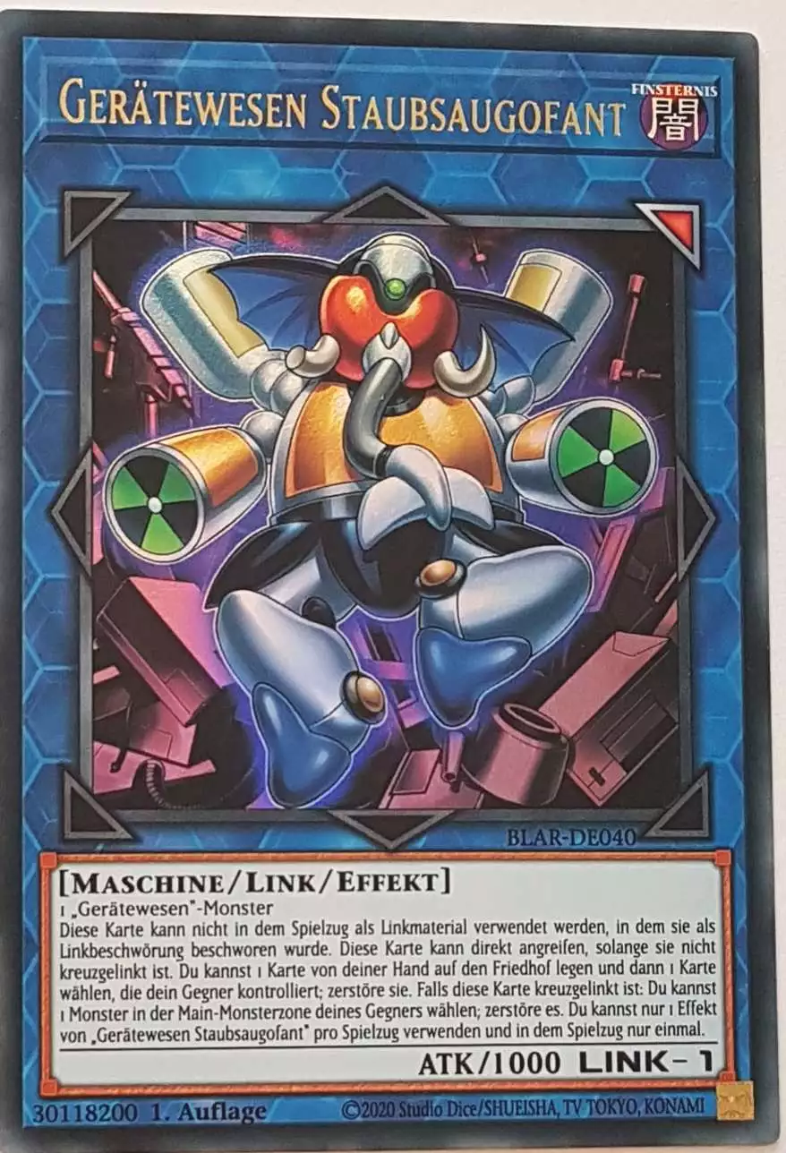 Gerätewesen Staubsaugofant BLAR-DE040 ist in Ultra Rare Yu-Gi-Oh Karte aus Battles of Legend: Armageddon 1.Auflage