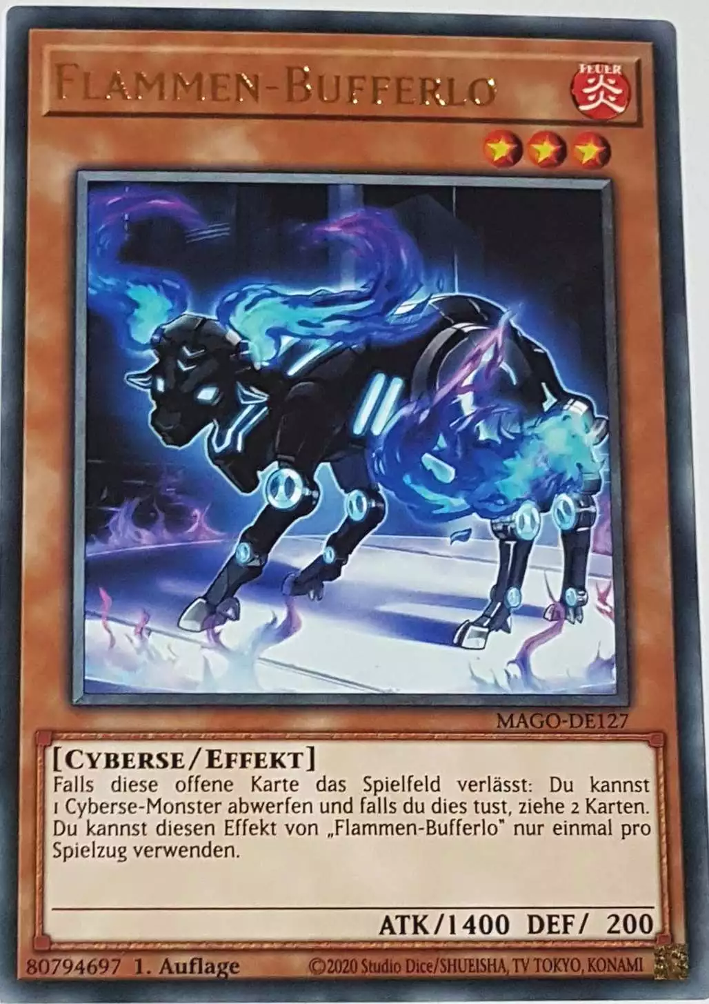Flammen-Bufferlo MAGO-DE127 ist in Gold Rare Yu-Gi-Oh Karte aus Maximum Gold 1. Auflage