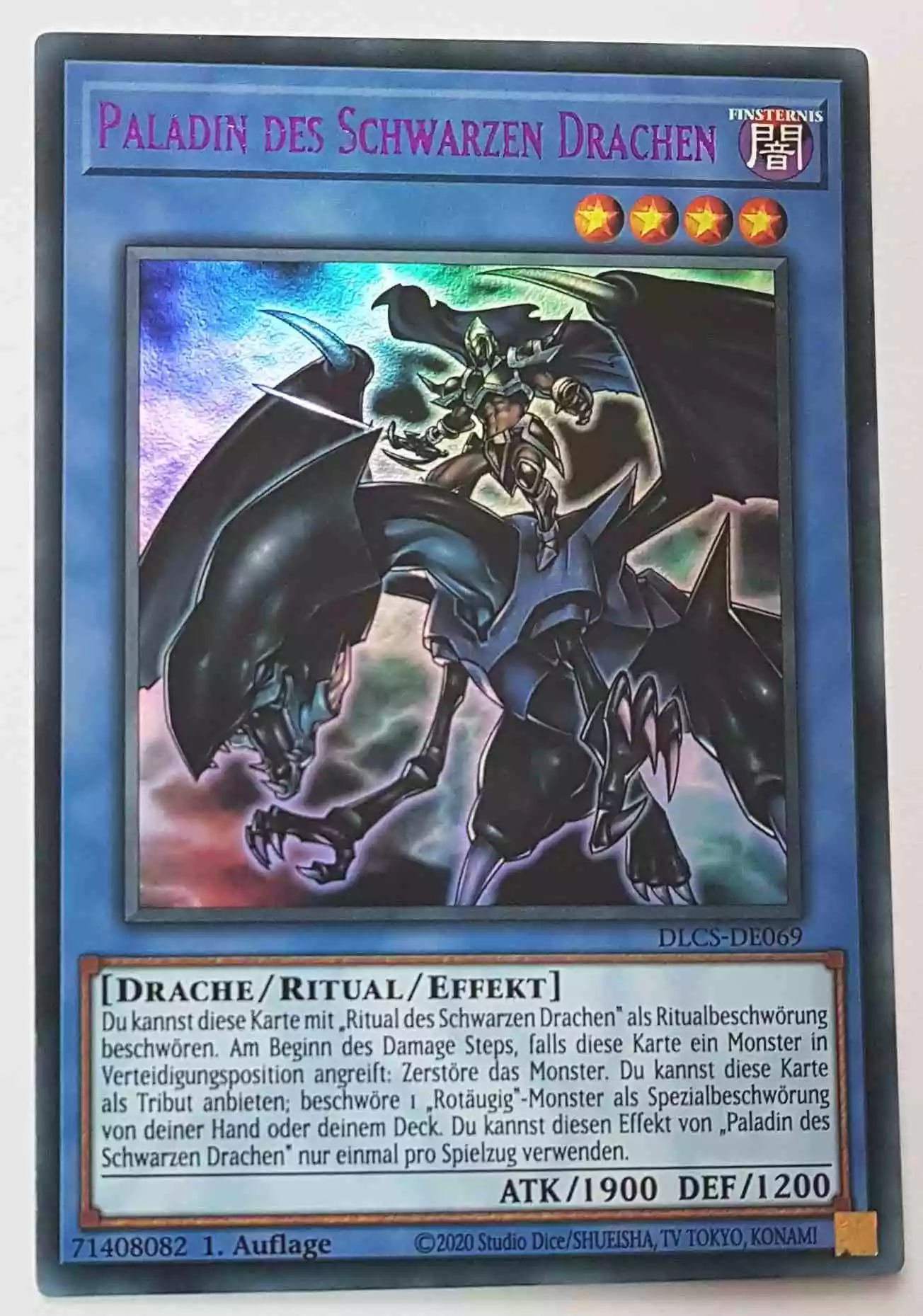 Paladin des Schwarzen Drachen (lila) DLCS-DE069-L ist in Colorful Ultra Rare Yu-Gi-Oh Karte aus Dragons of Legend The Complete Series 1.Auflage