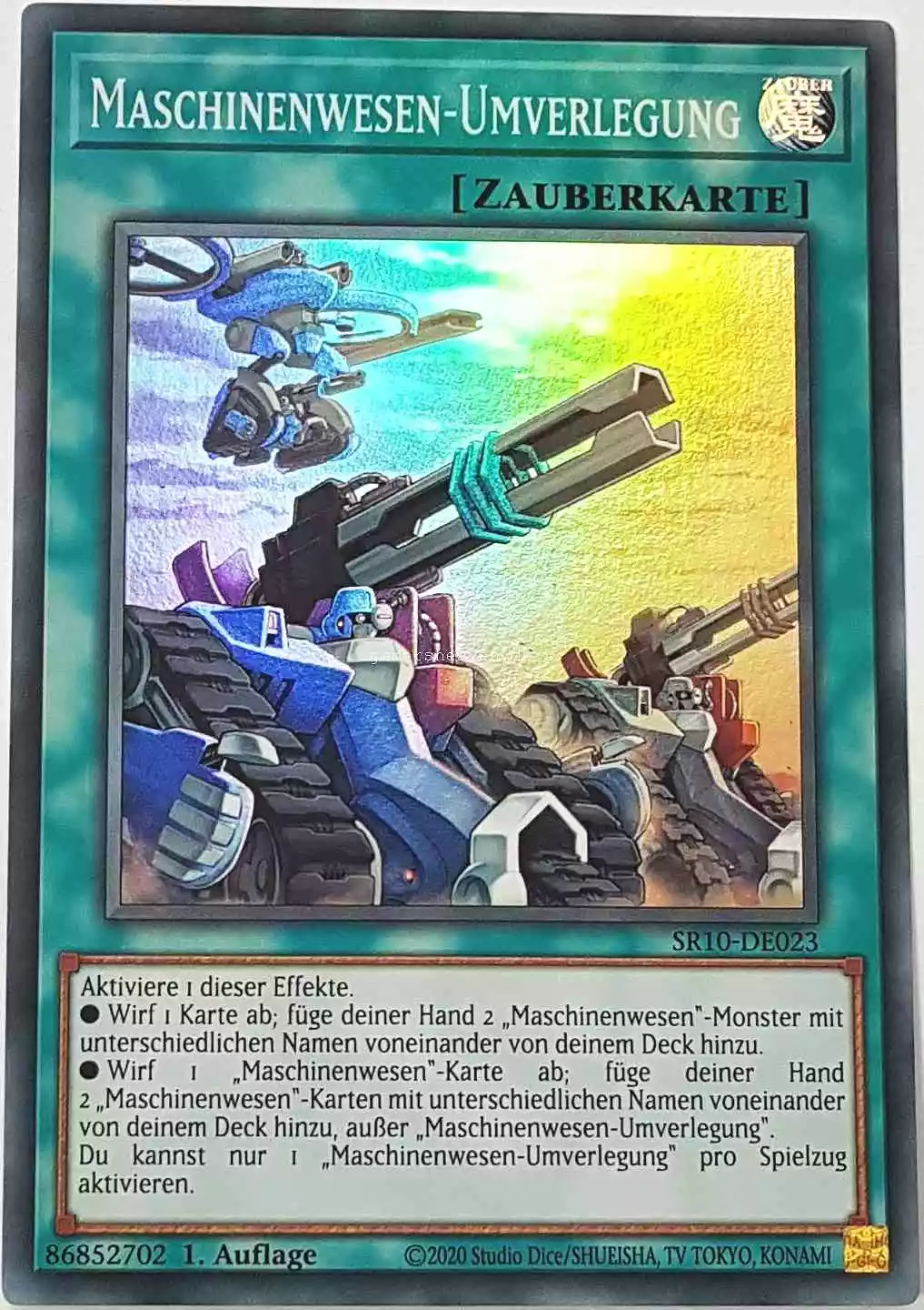 Maschinenwesen-Umverlegung SR10-DE023 ist in Super Rare Yu-Gi-Oh Karte aus Structure Deck: Mechanized Madness 1.Auflage