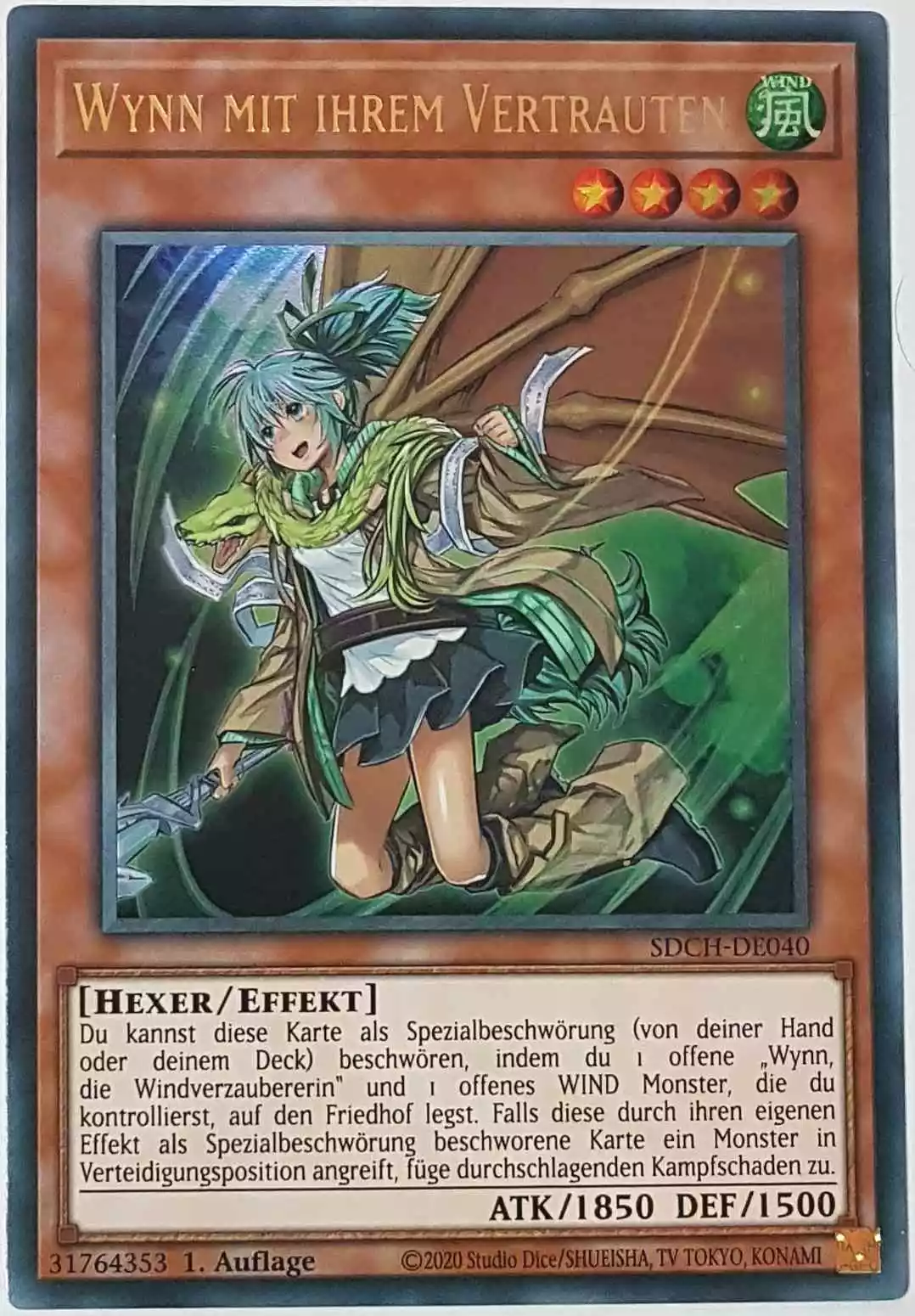 Wynn mit ihrem Vertrauten (alternativ art) SDCH-DE040-1 ist in Ultra Rare Yu-Gi-Oh Karte aus Spirit Charmers 1. Auflage
