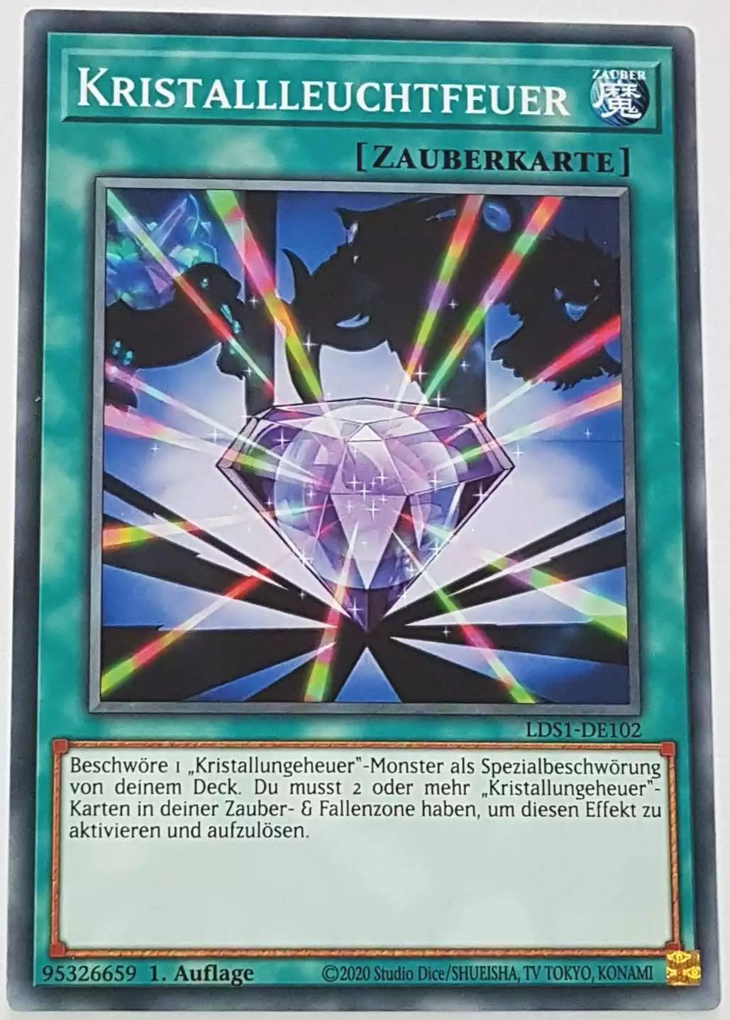 Kristallleuchtfeuer LDS1-DE102 ist in Common Yu-Gi-Oh Karte aus Legendary Duelists: Season 1 1.Auflage